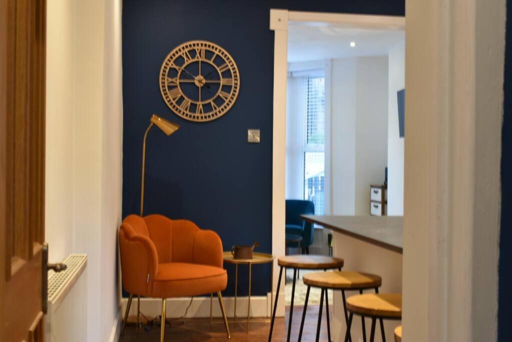 The Cheltenham, Stylish 1-Bed Victorian Apartment Harrogate Buitenkant foto
